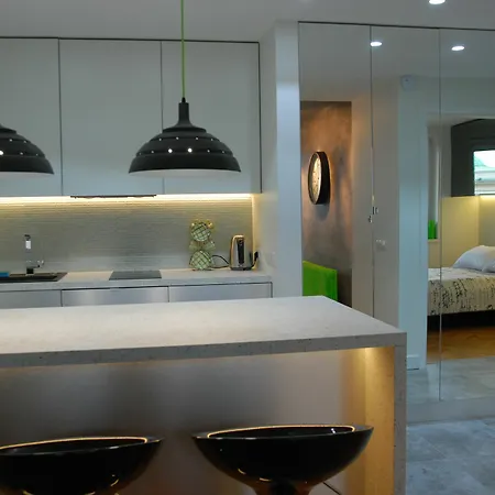 Good Time Apartment