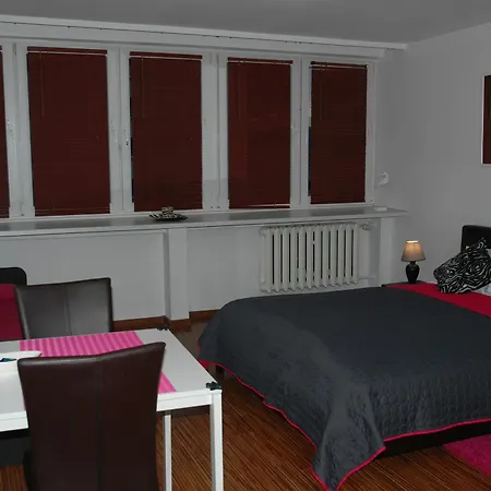 Good Time Apartment *