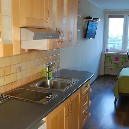 Good Time Apartment